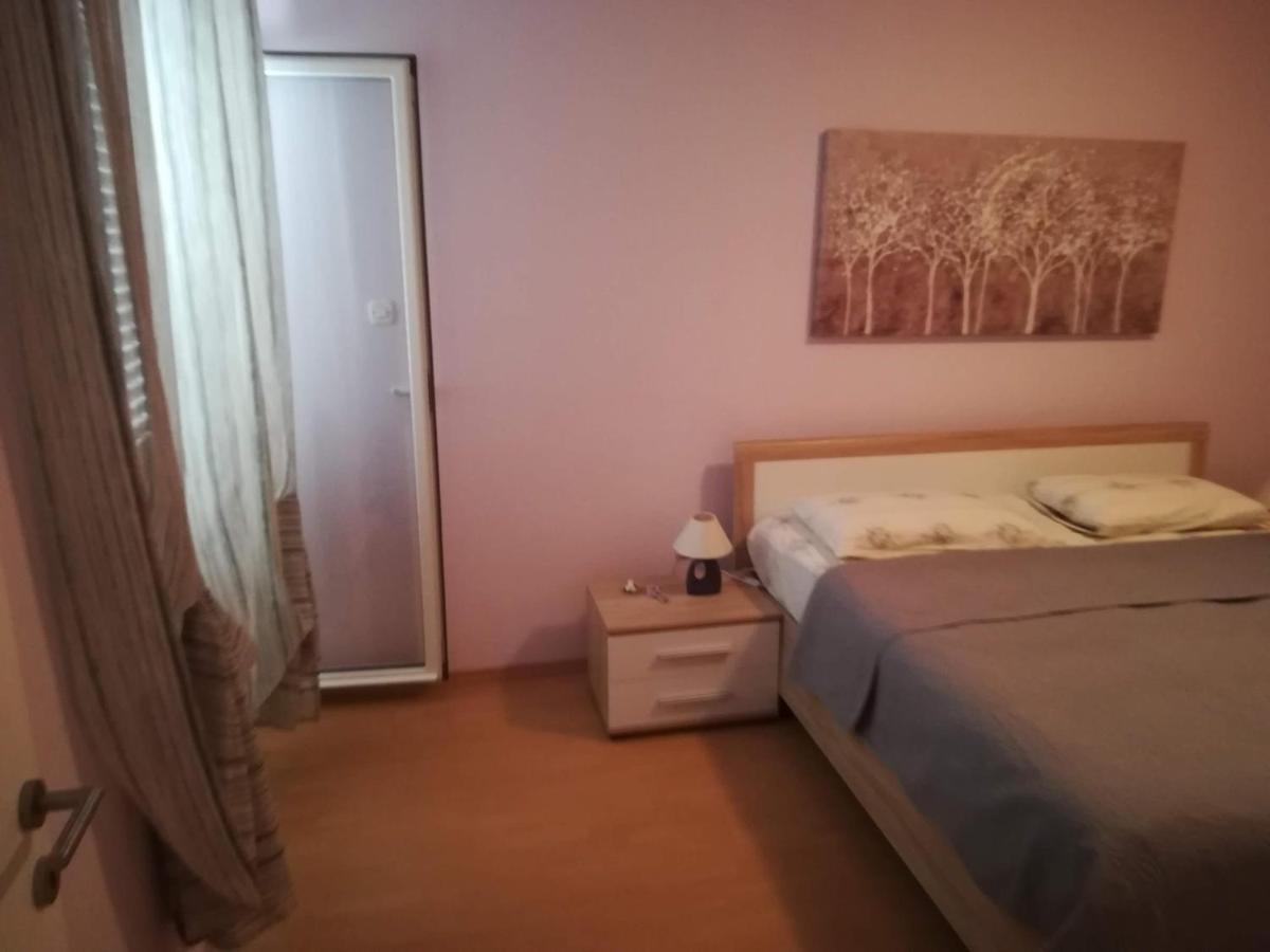 Roncevic Apartment *