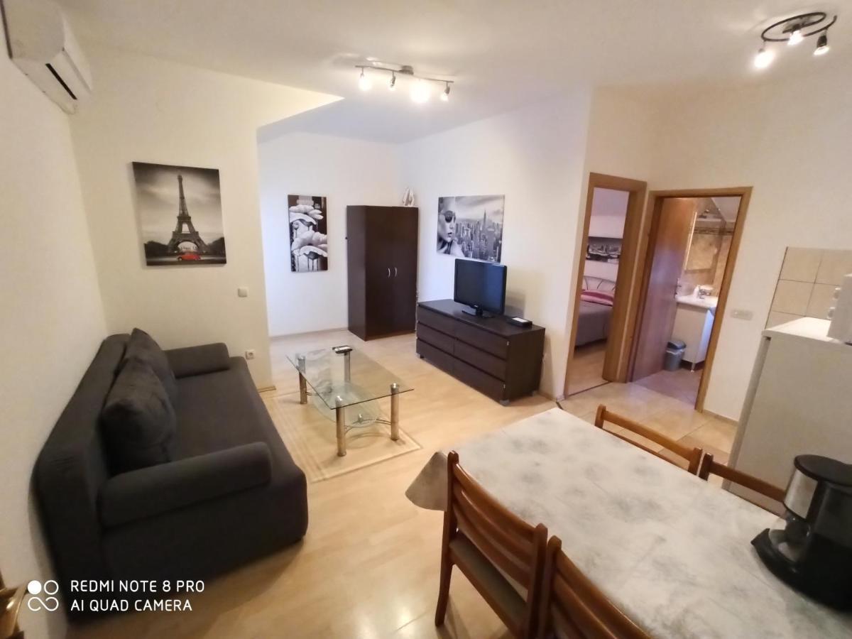 Roncevic Apartment *